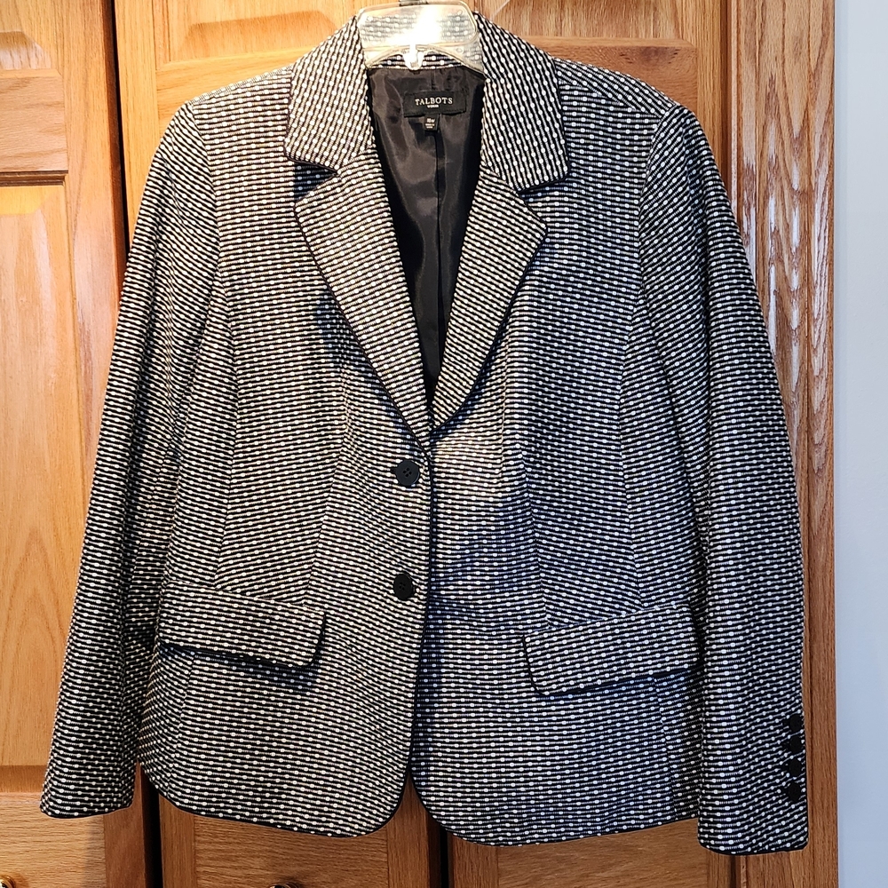Women's Black and White Blazer